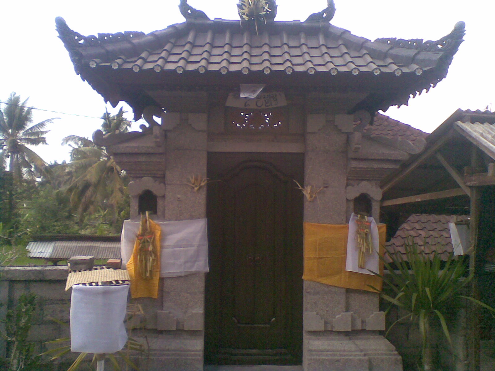 Tentang Rumah Adat Bali